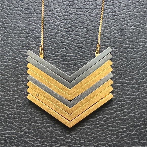 Madewell pendant necklace - Picture 2 of 3